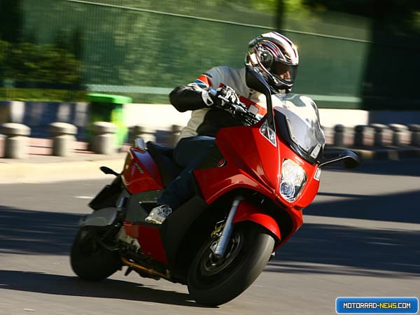 Gilera GP 800