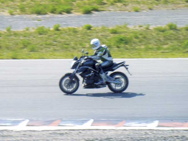 kawasaki_er6n_2009_01