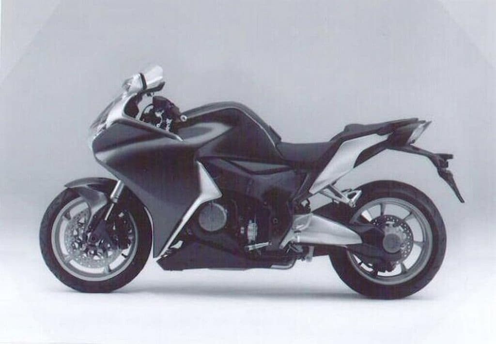 Honda_VFR1200_1