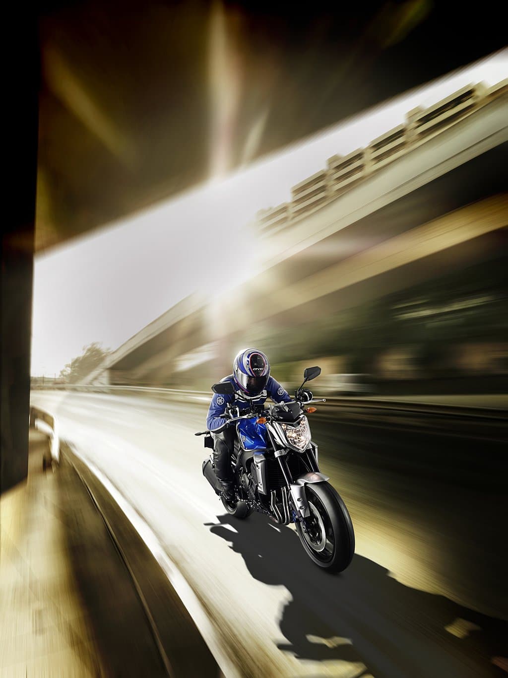 yamaha-fz1-2010-1
