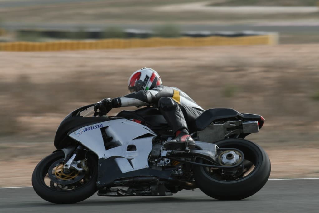 MV_Agusta-F3-675-Triple_1