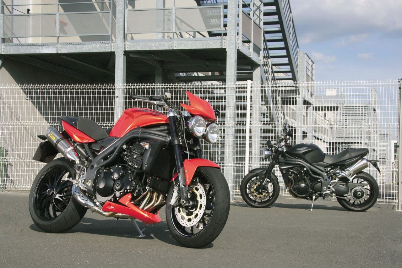 triumph-speed_triple_arrow-1