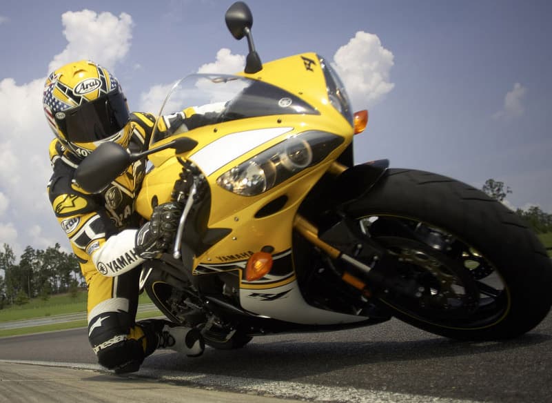 yamaha-yzf-r1