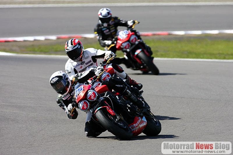 Triumph Street Triple R EM-1