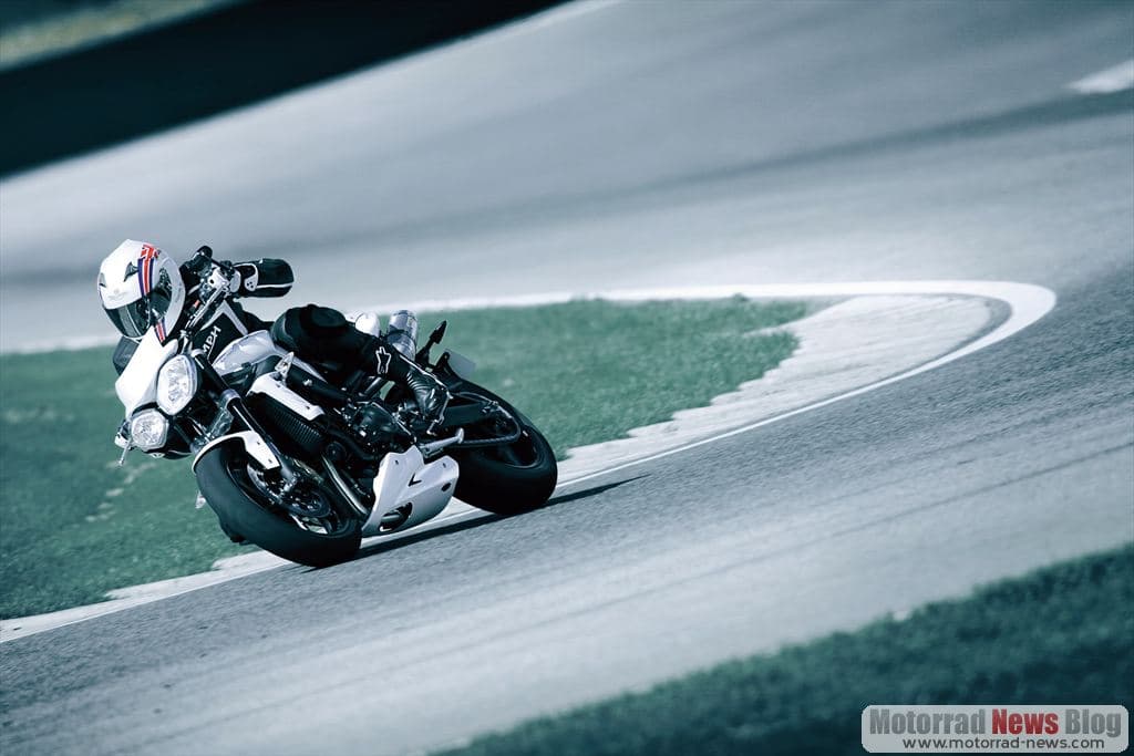triumph-street-triple-r-2011-7
