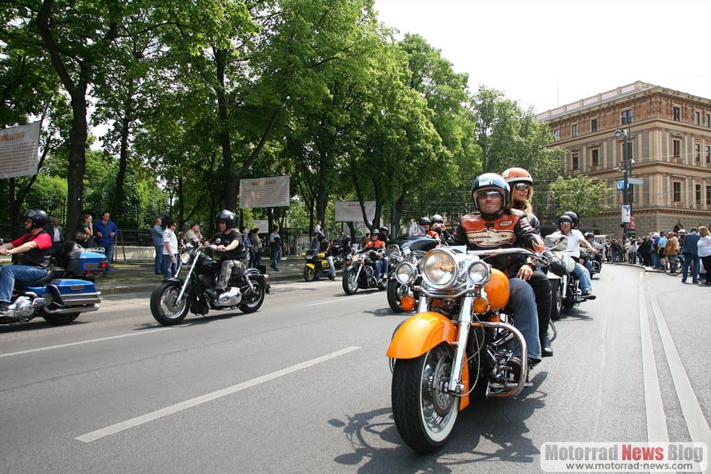 12HD11_Vienna_Harley_Days_Review