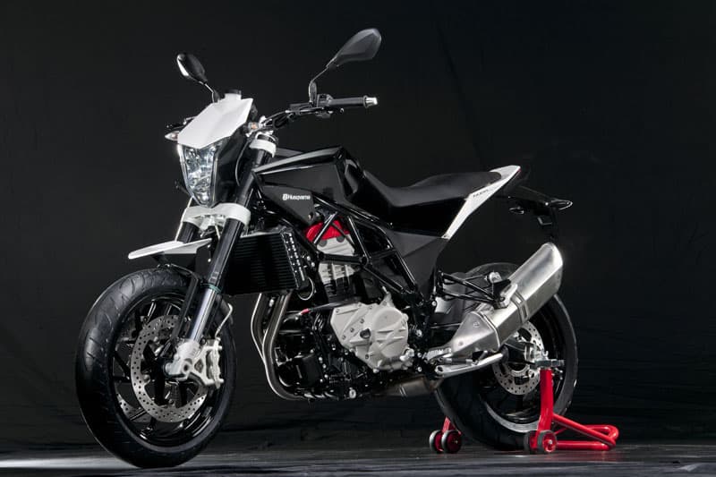 Husqvarna Nuda 900 2012 (1)