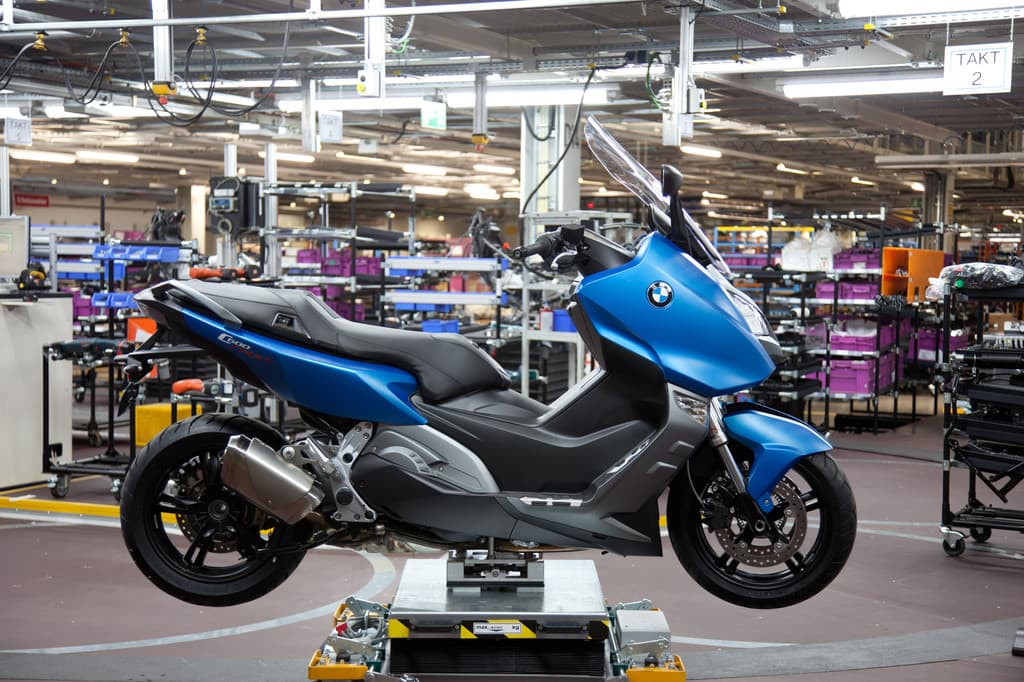 BMW startet Produktion der neuen Maxi-Scooter