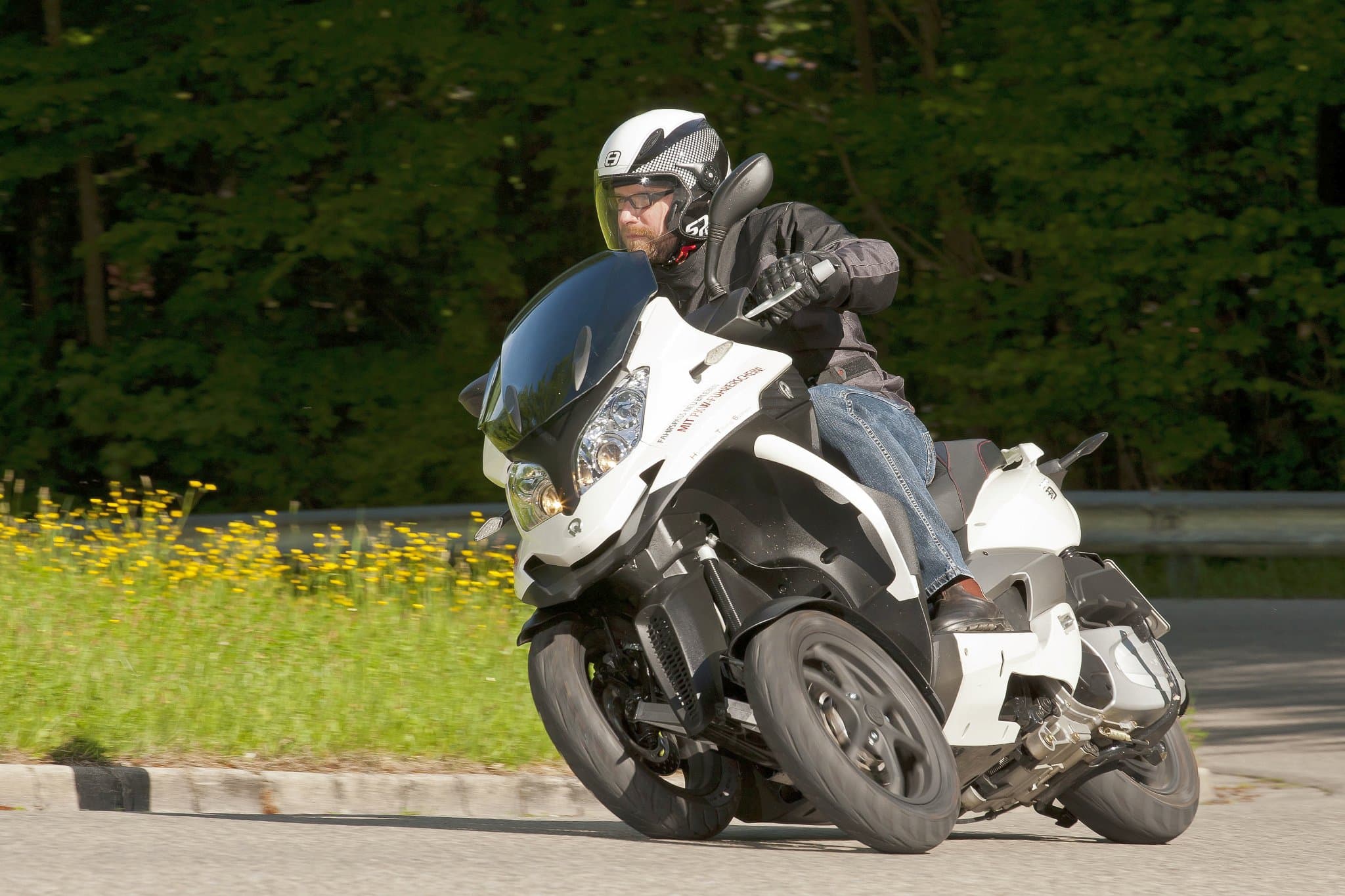 Dreirad-Roller Quadro 350 D (1)