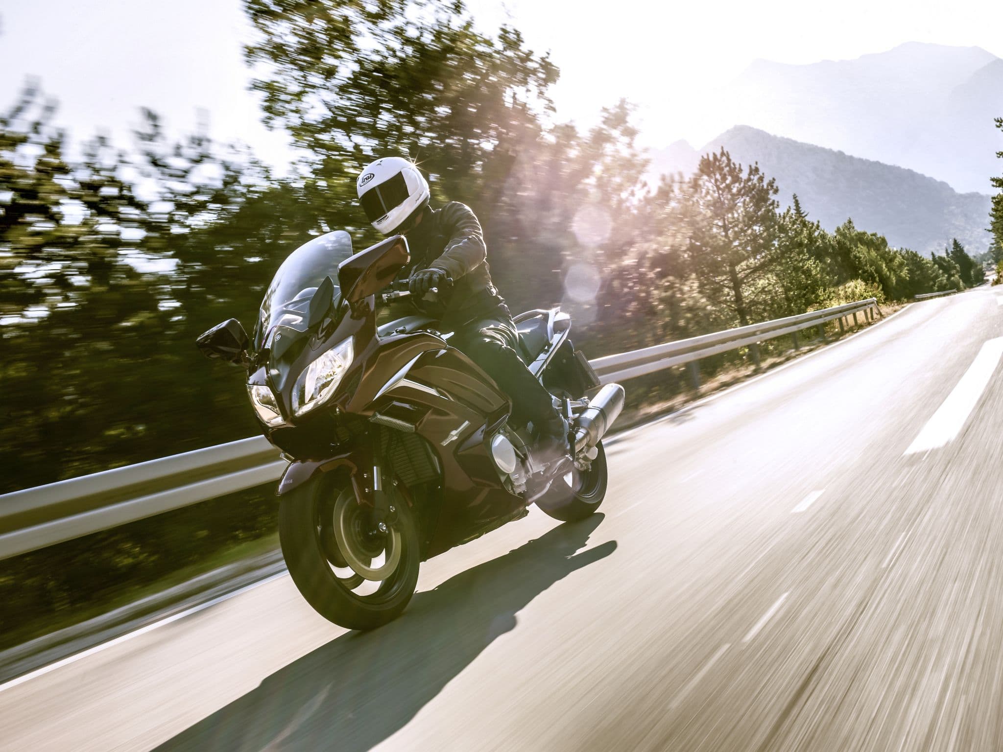 Yamaha FJR1300AE 2014 (1)