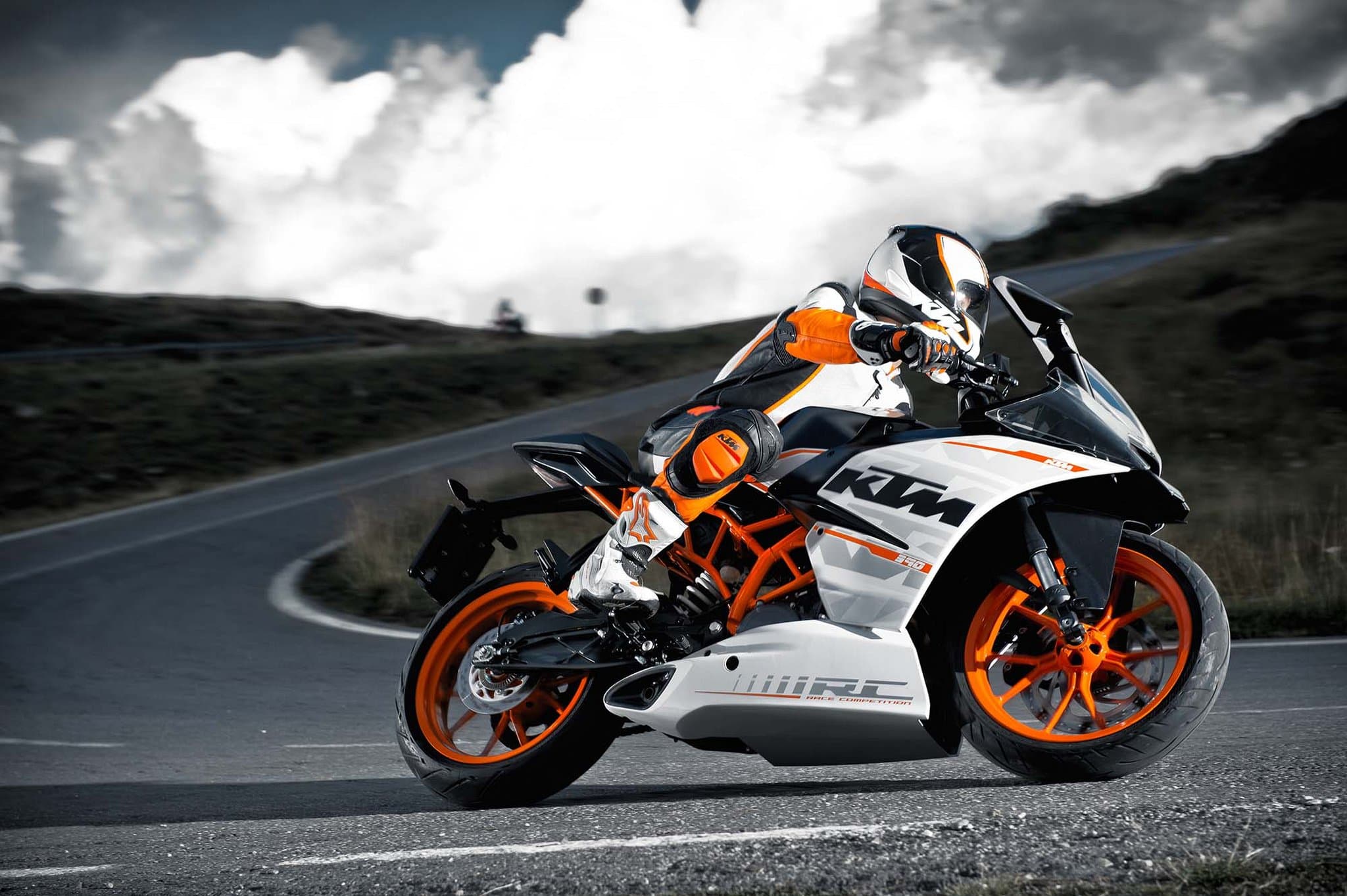 KTM RC390 2014_2-1