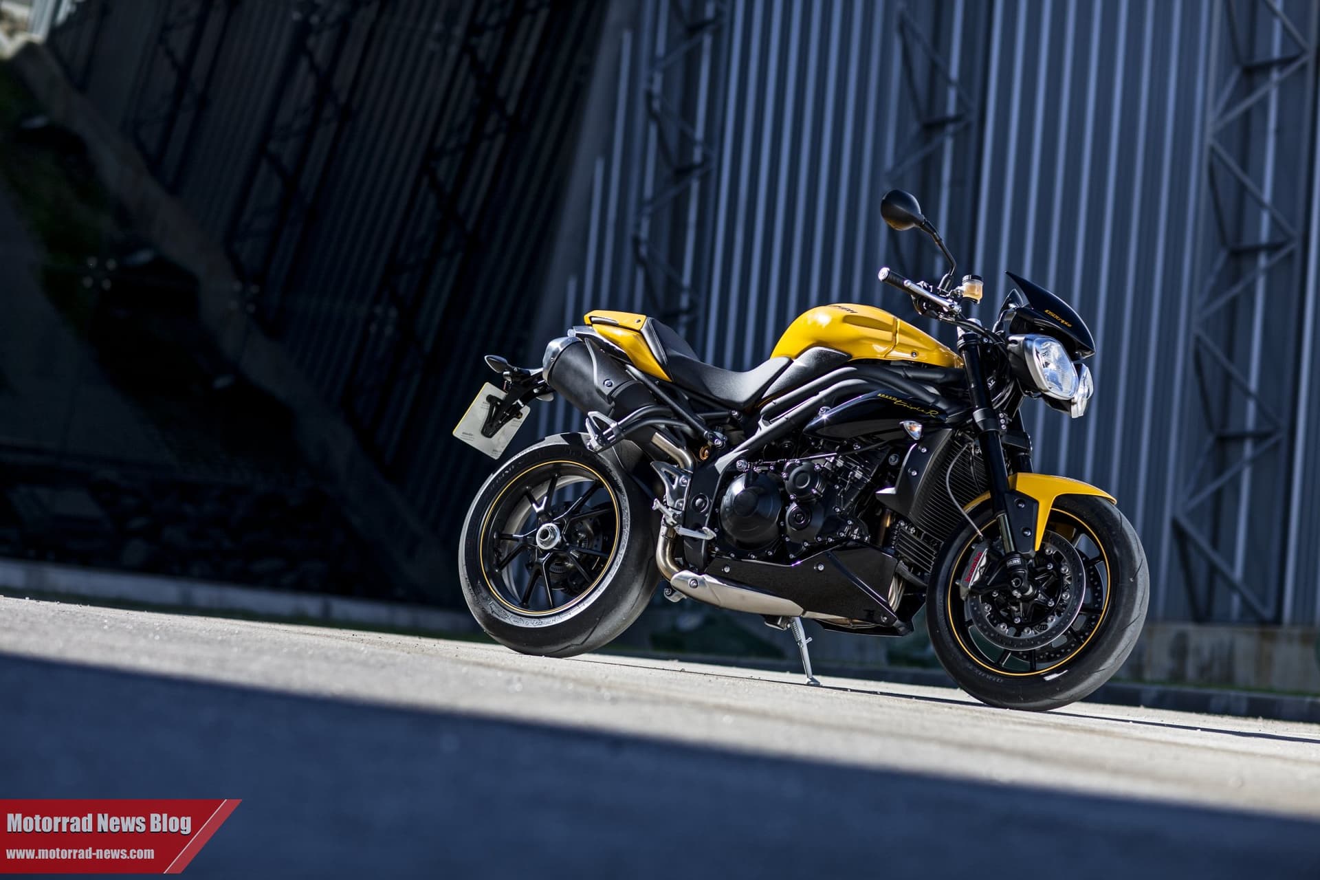 Triumph Speed Triple 94R 2015-18