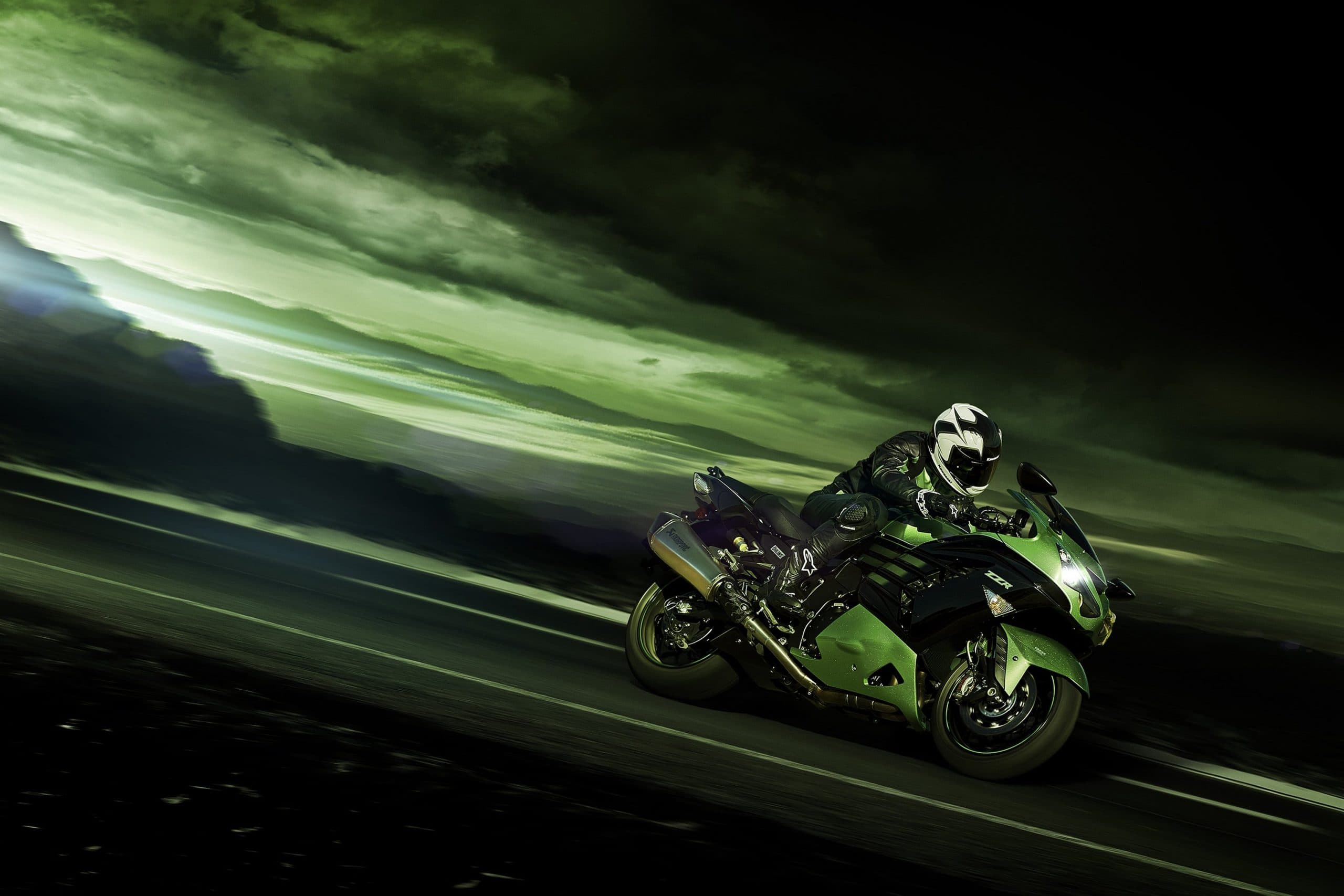 Kawasaki ZZR1400  2016 (7)