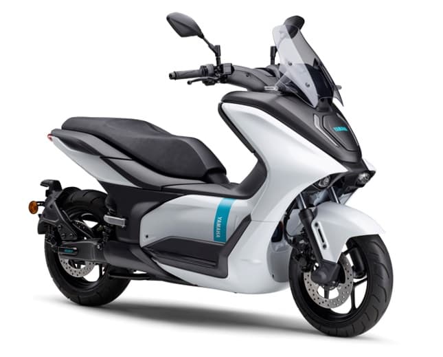 Yamaha E01