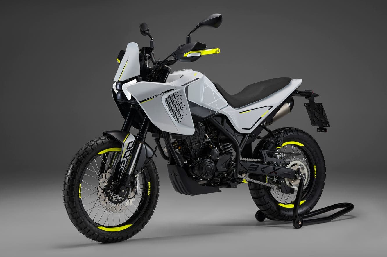 Benelli BKX 300