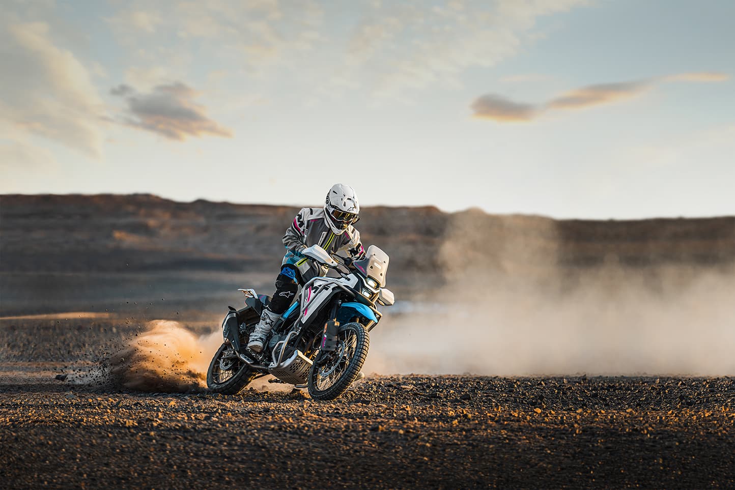 CFMoto 450 MT