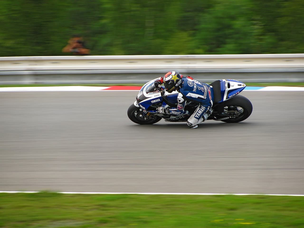 jorge-lorenzo-215913_1280