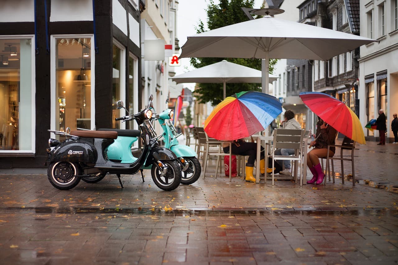 electric-scooter-4983759_1280