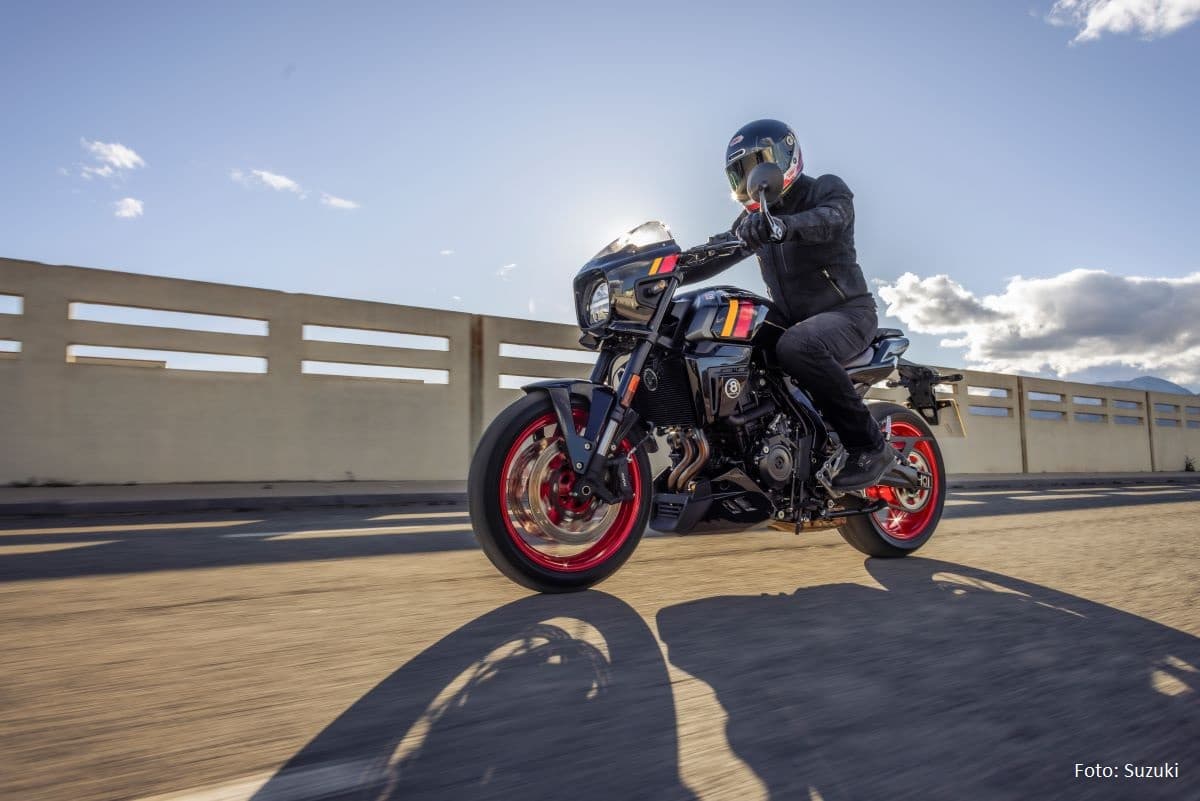 Suzuki GSX-8TT 4