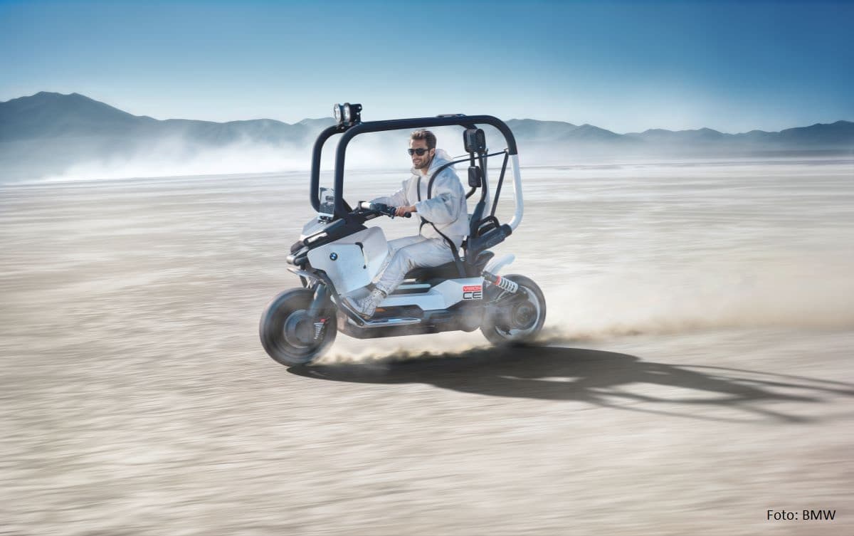 P90614801_highRes_bmw-motorrad-present