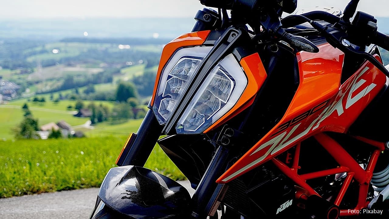 ktm-390-duke-7224644_1280