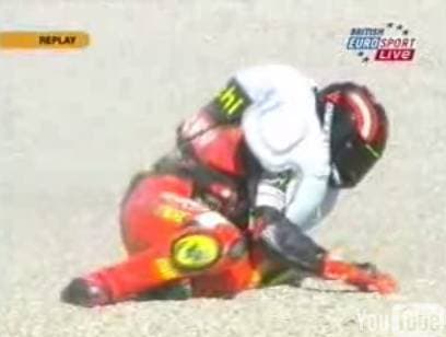 Dainese Motorradkombi Airbag in Aktion > Video