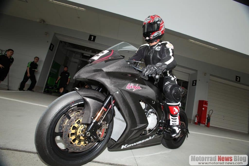 Kawasaki ZX-10R 2011: erste Tests in Japan