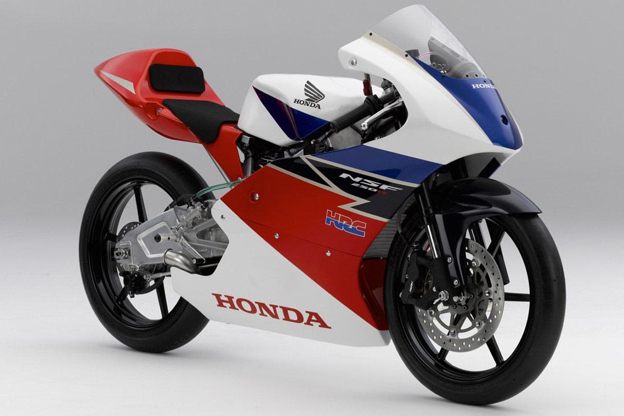 Honda NSF250R: Viertakt-Rennmaschine für die Moto3-Klasse 2012