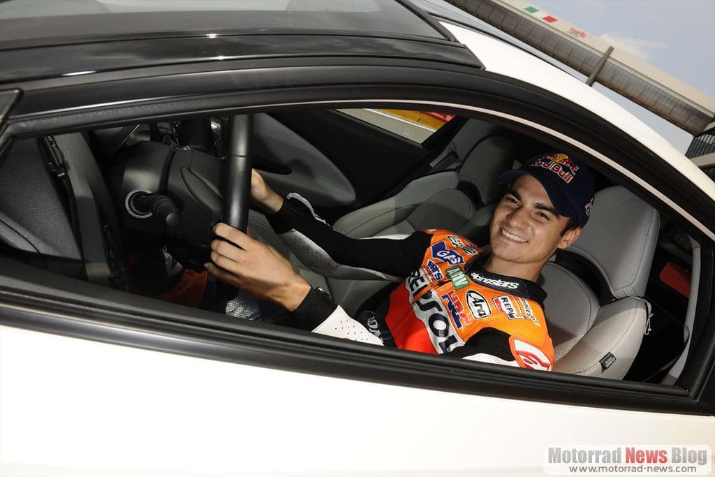 Honda Repsol MotoGP-Piloten werben für CR-Z Hybrid-Sportcoupé