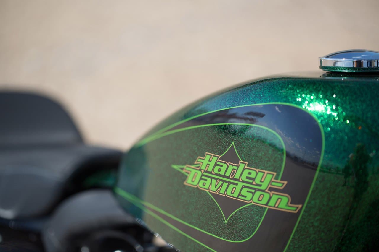 Harley-Davidson mit neuen Hard Candy Custom Lackierungen