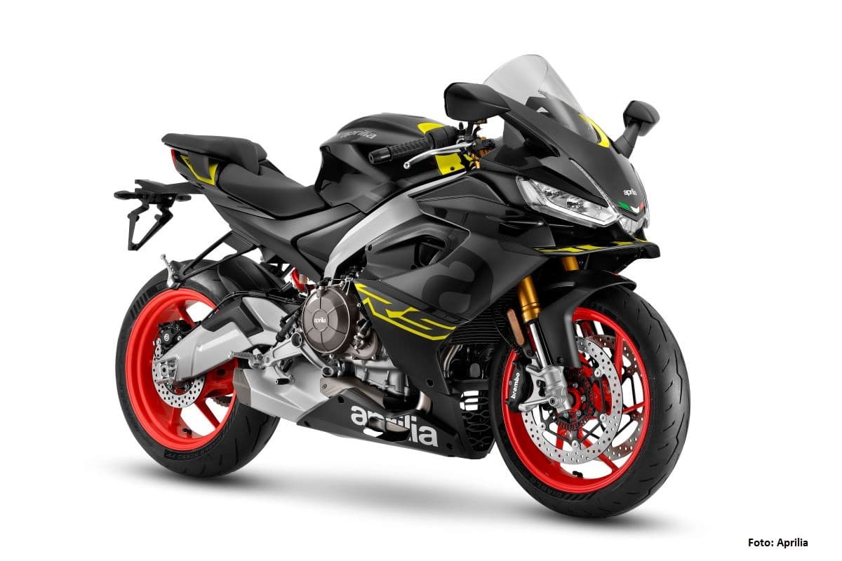 01-aprilia-rs-660-venom-yellow