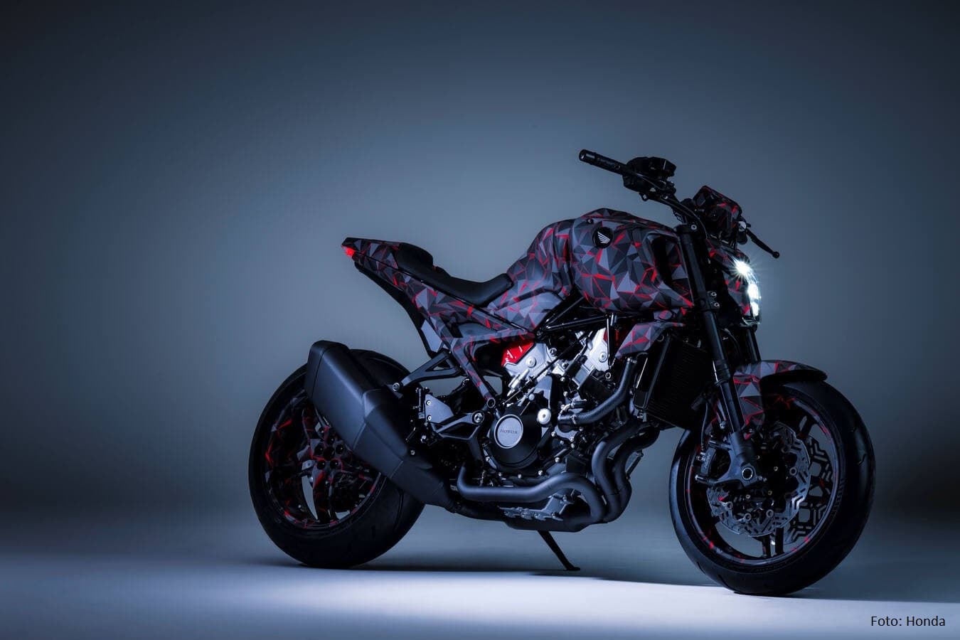 556481_Honda_Unveils_V3R_900_E-Compressor_Prototype_Powered_by_New_V3_Engine_with