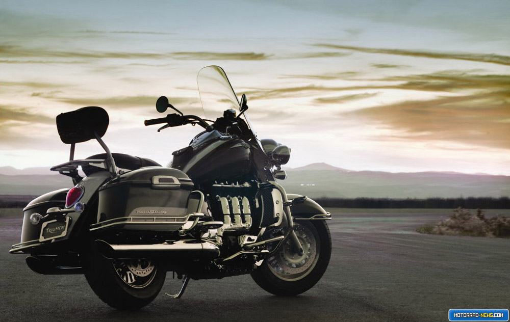 Triumph Rocket 3 Touring 1 triumph rocket3 touring