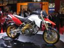 aprilia-smv750-4.jpg