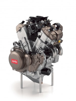 aprilia-rsv4-motor-2-web