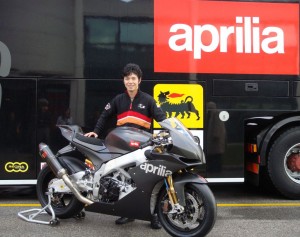 aprilia-rsv4-nakano-1-web