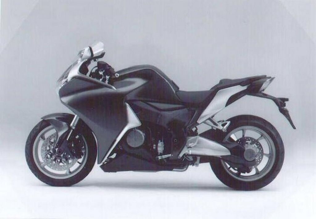 2010 Honda VFR 1200 offizielle Bilder 1 Honda_VFR1200_1
