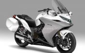 honda_vfr1200t_2010_06