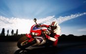 honda-cbr1000rr-fireblade-1-2010