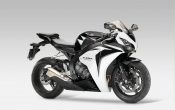 honda-cbr1000rr-fireblade-6-2010