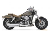 Harley-Davidson-2010-CVO_Fat_Bob-05