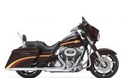 Harley-Davidson-2010-CVO_StreetGlide-06