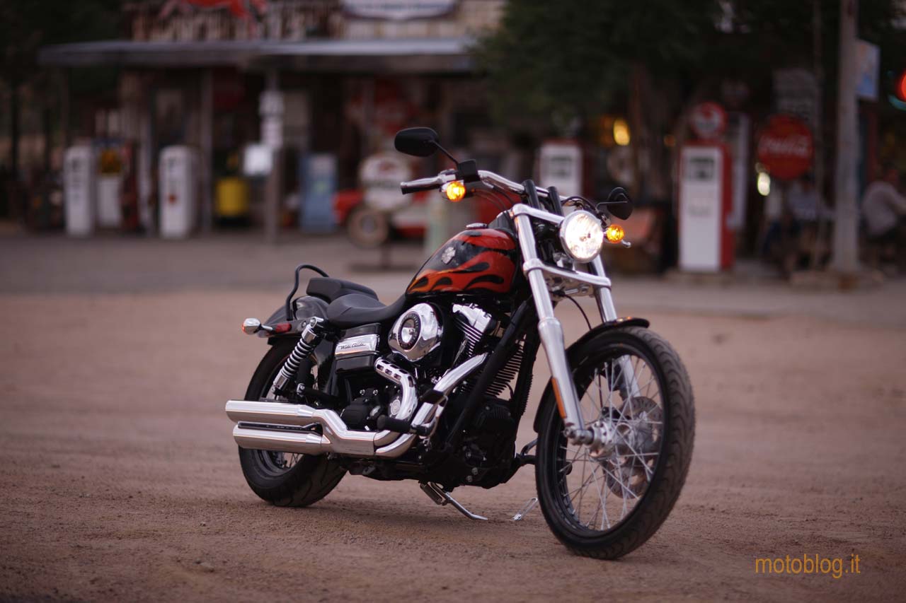 Harley-Davidson Jubiläen: 20 Jahre Dyna und 40 Jahre Super Glide 1 Harley-Davidson-2010-DynaWideGlide-05