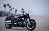 Harley-Davidson-2010-FatBoy-Special-03