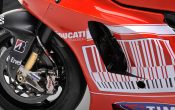 ducati-desmosedici-gp10-studio-6