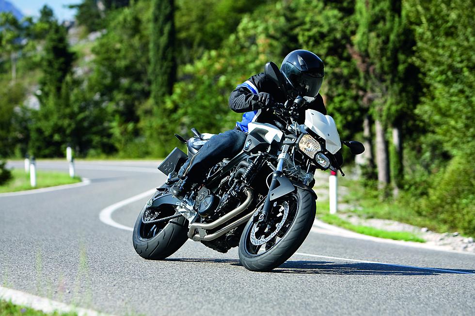 BMW Motorrad mit Angeboten für Führerschein-Neulinge 1 bmw-f800r