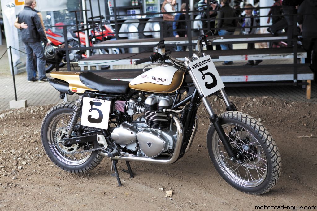 Triumph Hellfire Flattracker 1 Motorcorner Triumph Bonneville Hellfire 1