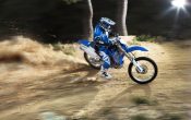 2011_Yamaha_WR450F_EU_DPBSE_ACT_009