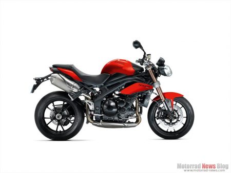 triumph-speed-triple-1050-2011_10