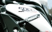 triumph-speed-triple-1050-2011_26